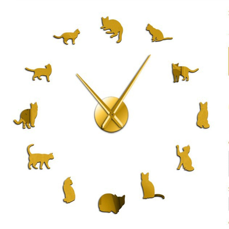 Simple wall clock for cat