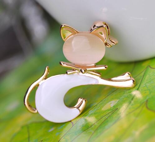 Cute  Cat Brooch