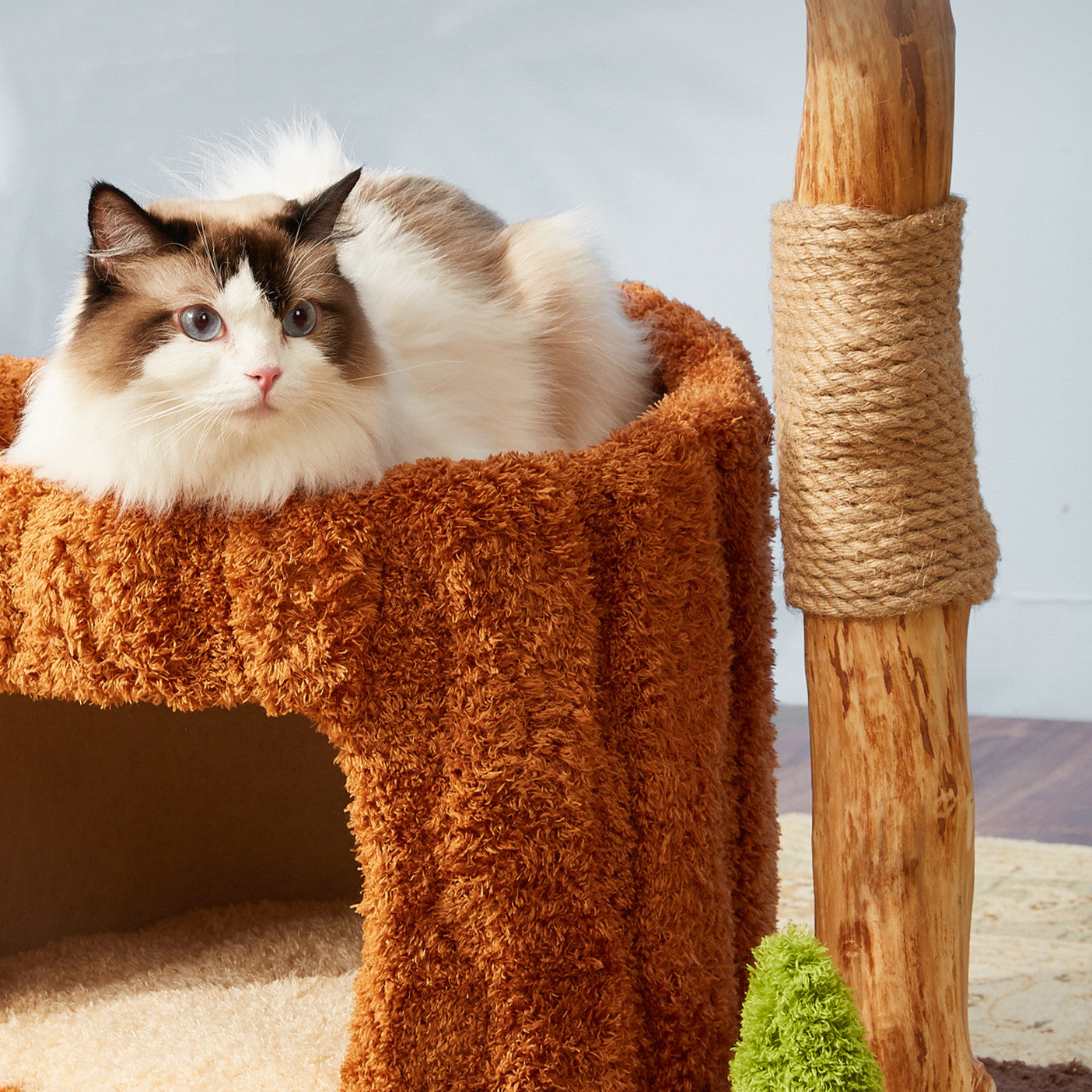 Solid Wood Cat Climbing Frame Integrated Sisal Toy