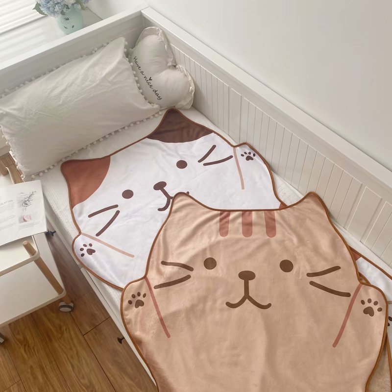 Cartoon Cute Cat Flannel Blanket Children Quilt Office