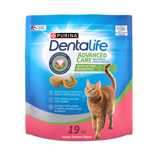 Purina DentaLife Made in USA Facilities Cat Dental Treats, Savory Salmon Flavor - 19 oz. Bag