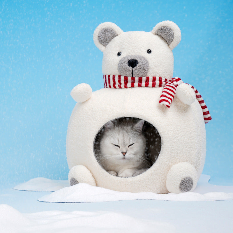 Snow Bear Cat Nest Closed Winter Warm